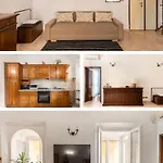 Colosseum House Jp *